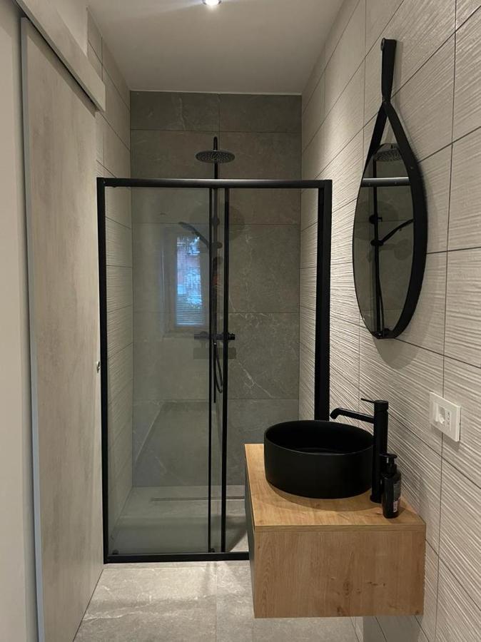 Aegida Beachfront Apartment كوبر المظهر الخارجي الصورة